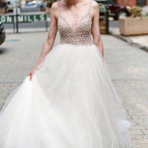 Casablanca Wedding Dress Effie 2335